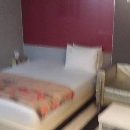 Midas Motel Тегу Екстер'єр фото